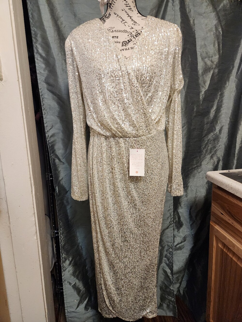 NWT Silver White Sequin Wrap Dress Long Sleeve Sz L